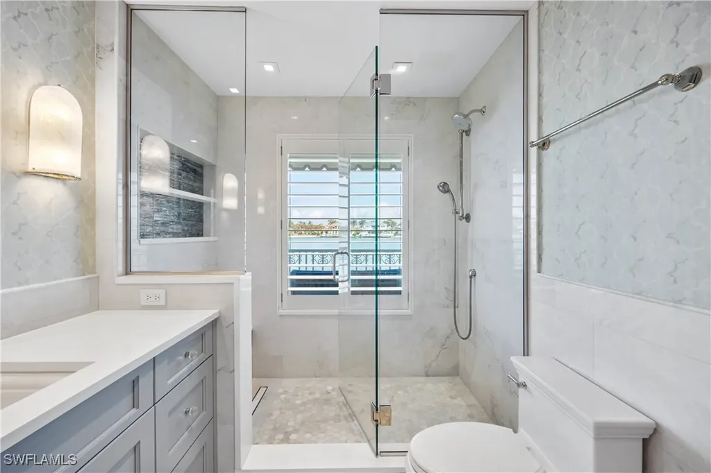 4000 Gulf Shore Boulevard N Naples FL 34103