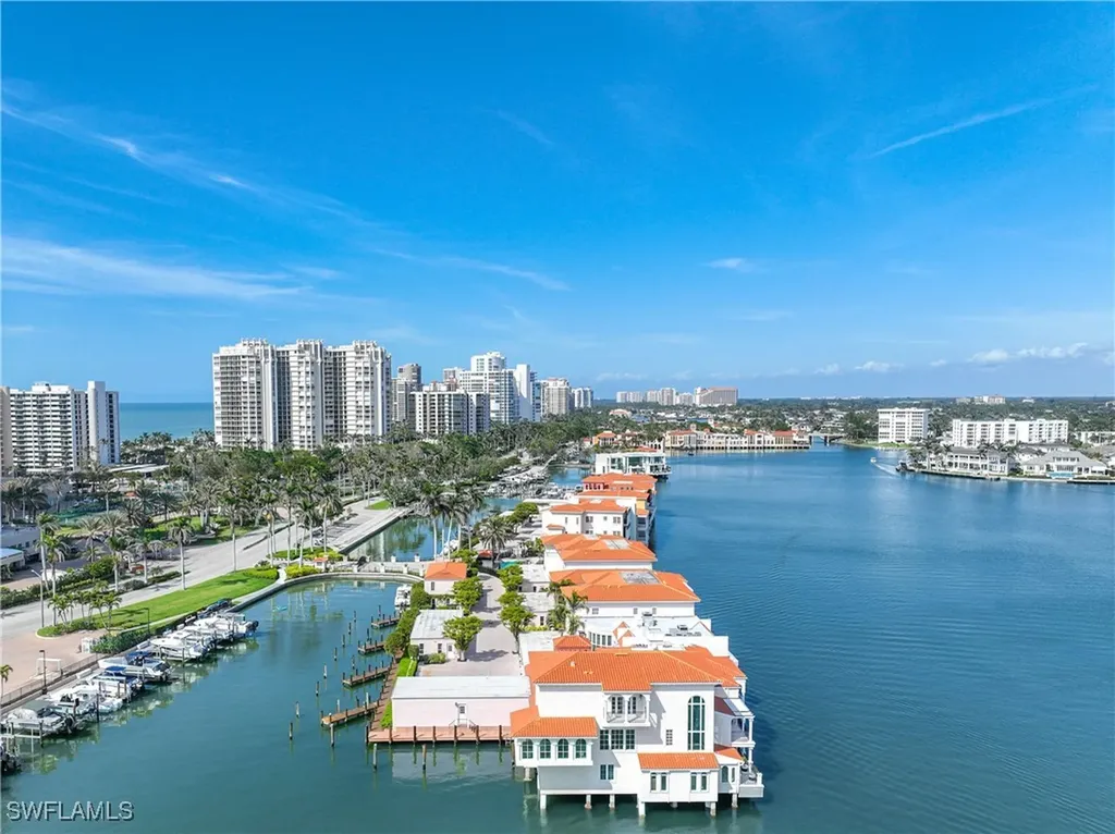 4000 Gulf Shore Boulevard N Naples FL 34103