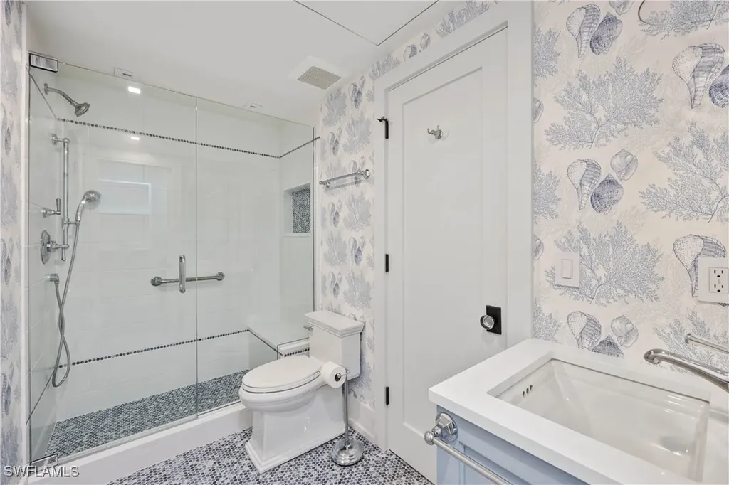 4000 Gulf Shore Boulevard N Naples FL 34103