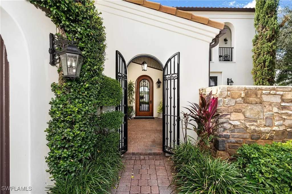 16727 Lucarno Way Naples FL 34110