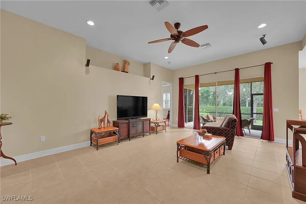 5569 Whispering Willow Way Fort Myers FL 33908