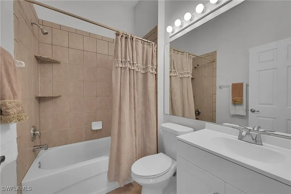 5569 Whispering Willow Way Fort Myers FL 33908