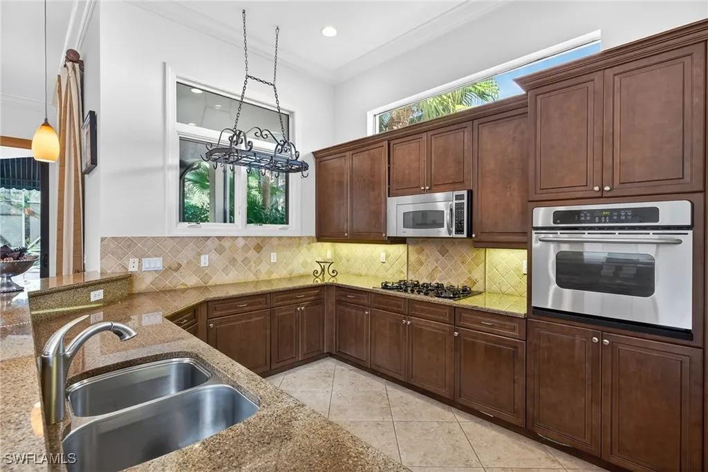 16838 Cabreo Drive Naples FL 34110