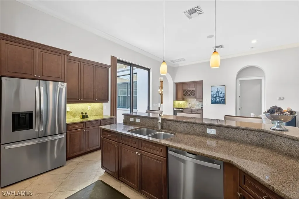 16838 Cabreo Drive Naples FL 34110