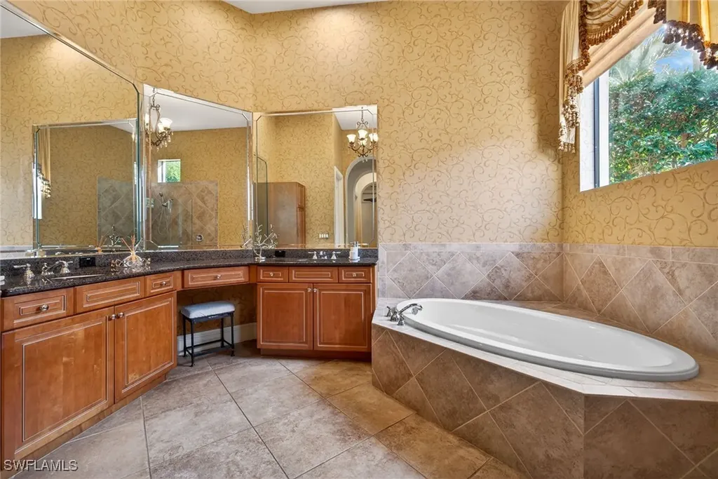 16838 Cabreo Drive Naples FL 34110