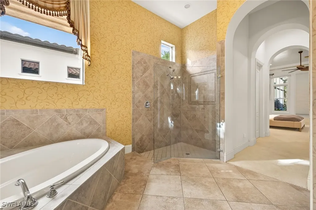 16838 Cabreo Drive Naples FL 34110