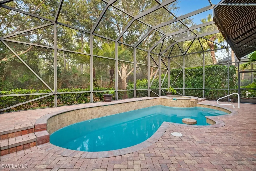 16838 Cabreo Drive Naples FL 34110