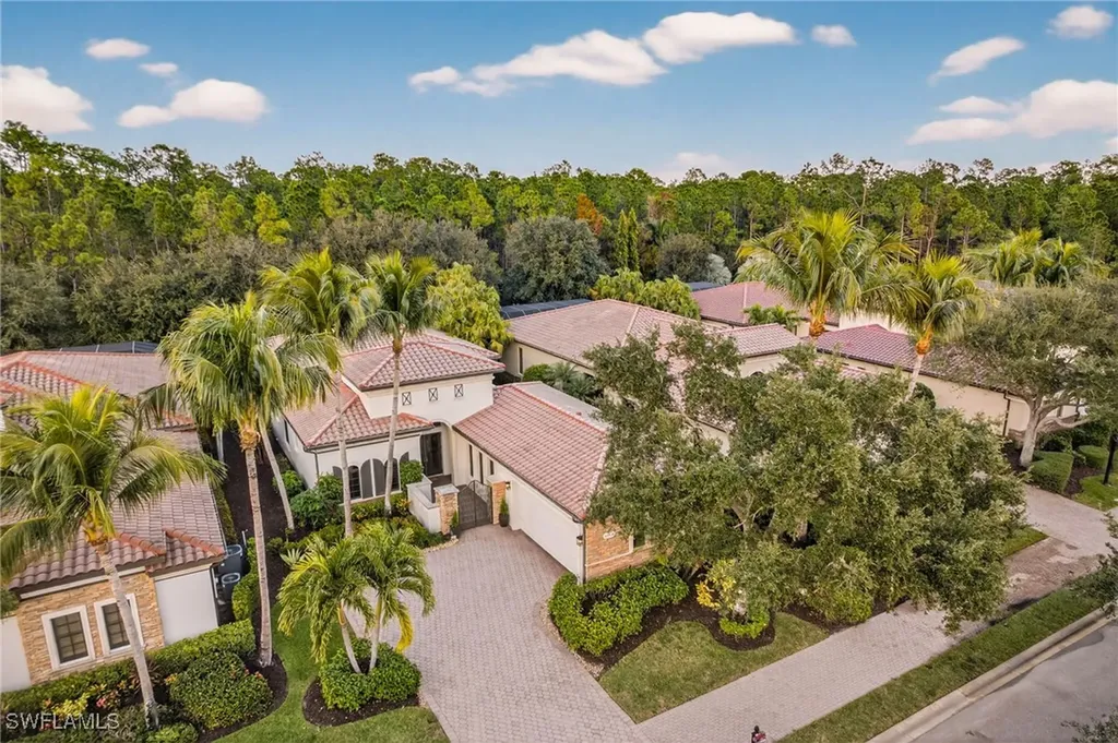 16838 Cabreo Drive Naples FL 34110
