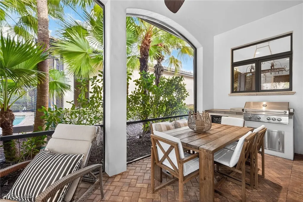 16838 Cabreo Drive Naples FL 34110