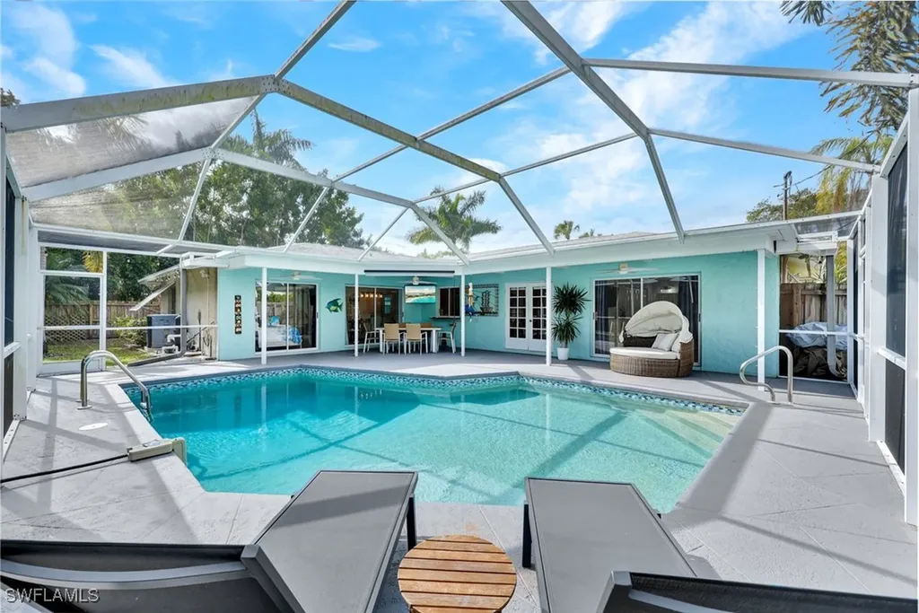 122 Palm River Boulevard Naples FL 34110