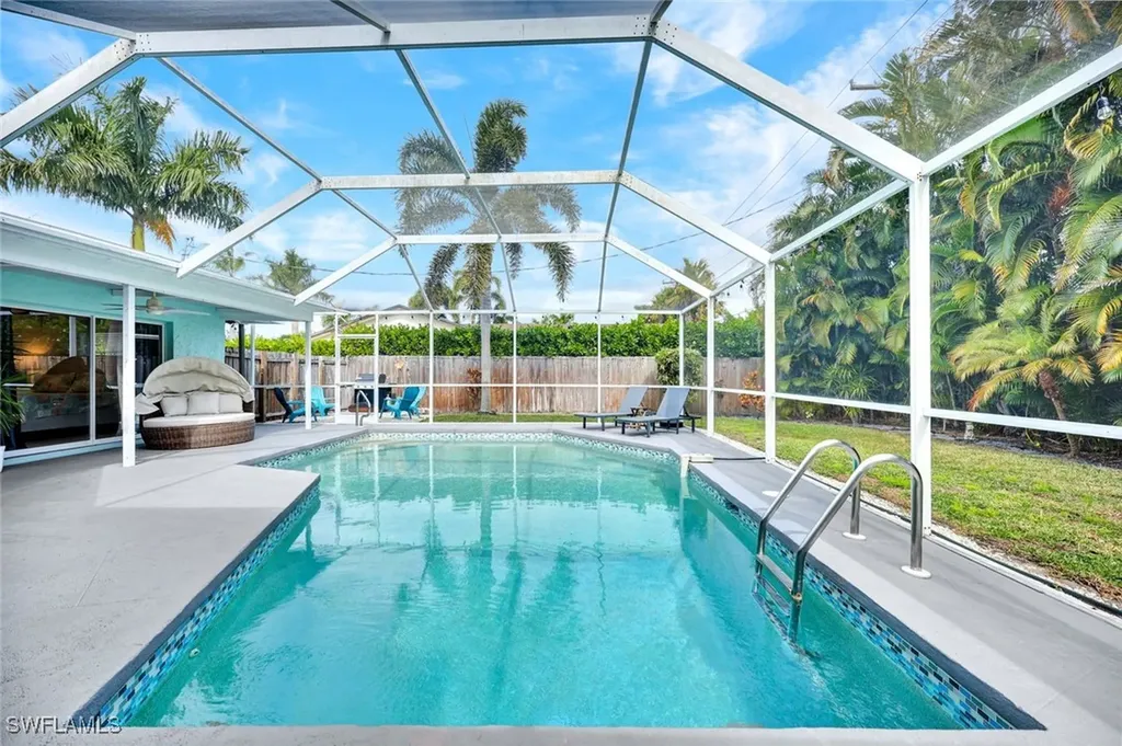 122 Palm River Boulevard Naples FL 34110