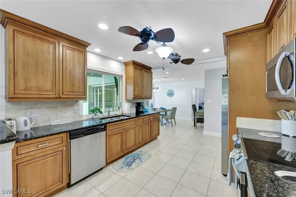 122 Palm River Boulevard Naples FL 34110
