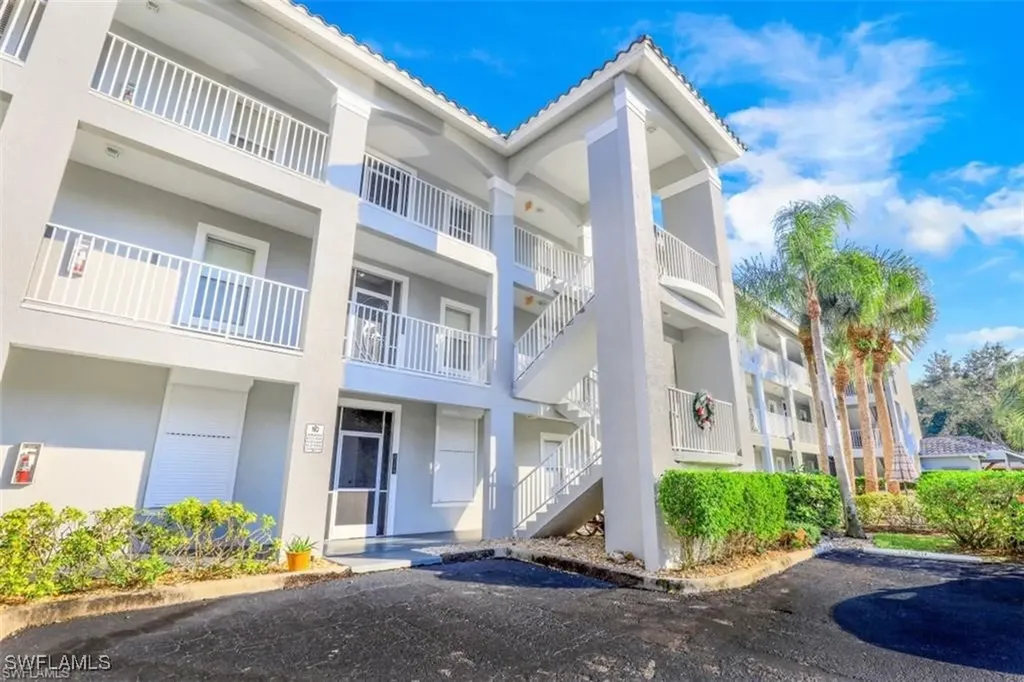 519 Roma Court Naples FL 34110