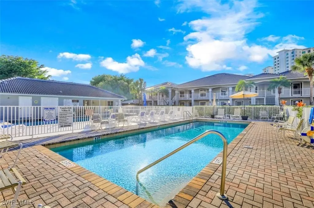 519 Roma Court Naples FL 34110