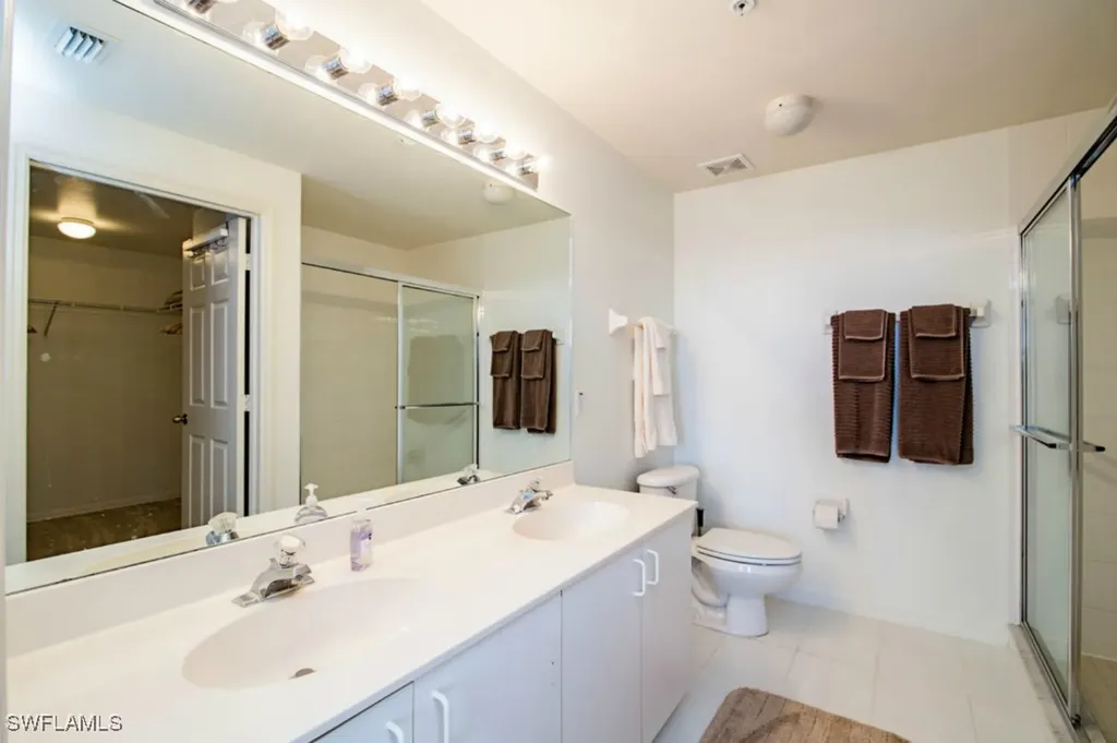 519 Roma Court Naples FL 34110