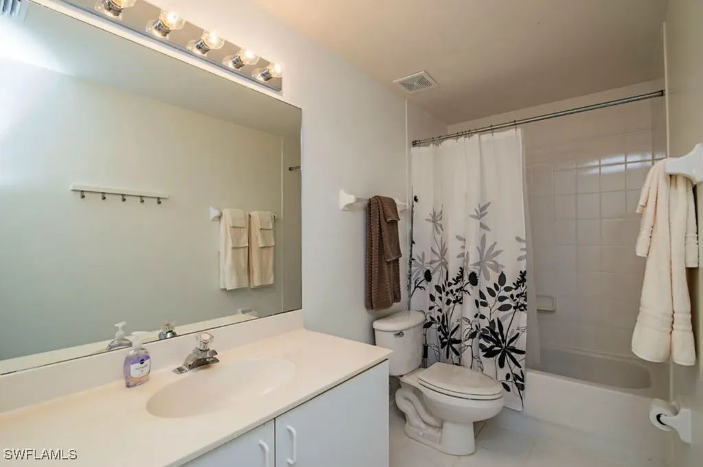 519 Roma Court Naples FL 34110