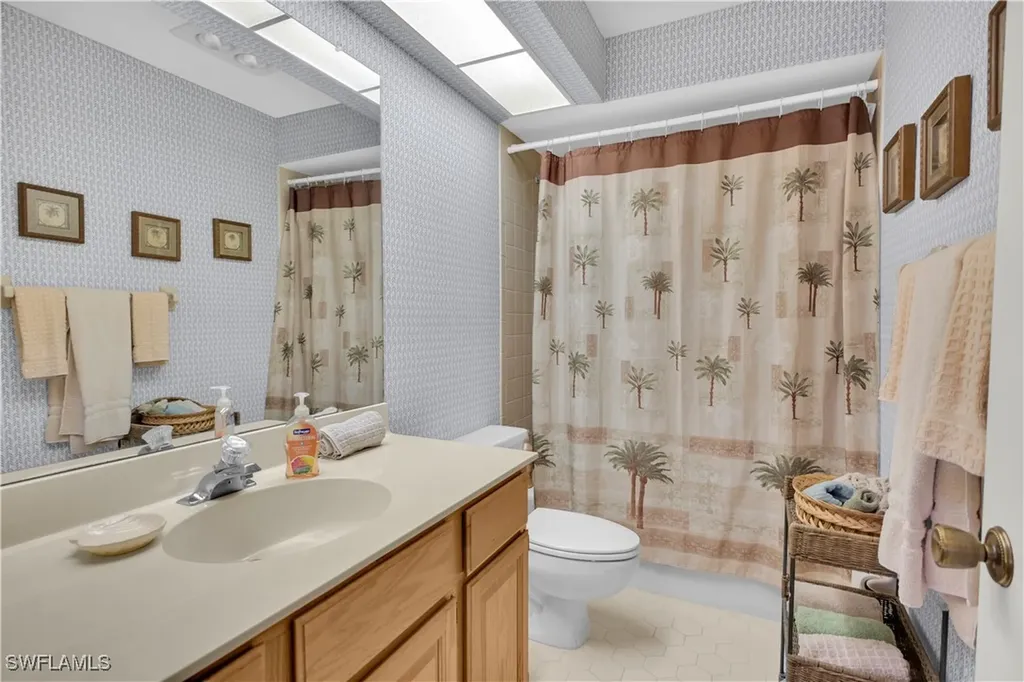 1251 Broadwater Drive Fort Myers FL 33919
