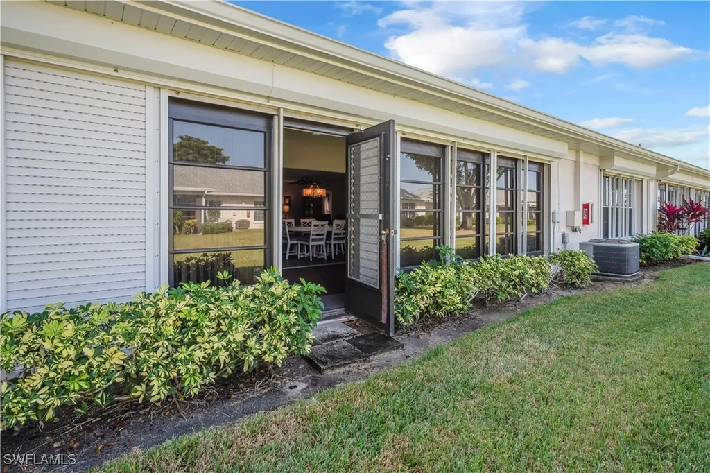 1251 Broadwater Drive Fort Myers FL 33919