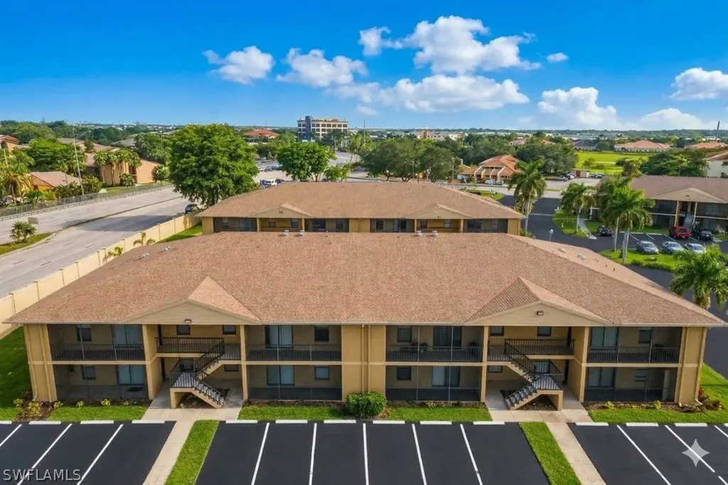 5323 Summerlin Road Fort Myers FL 33919