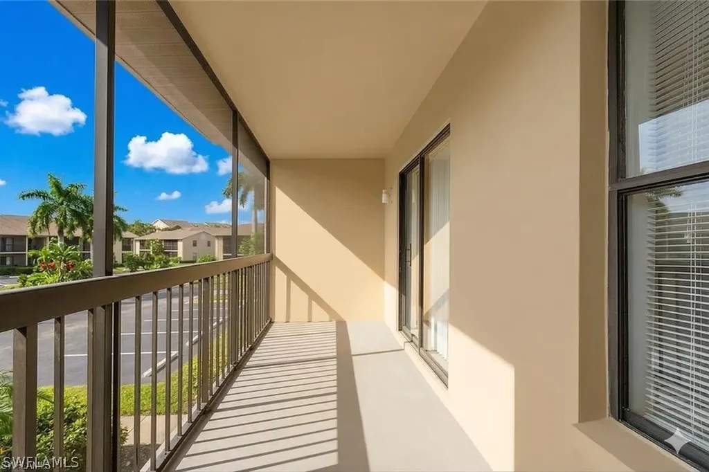 5323 Summerlin Road Fort Myers FL 33919