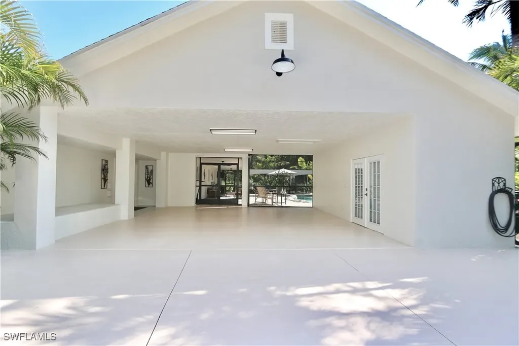 2061 Santa Barbara Boulevard Naples FL 34116