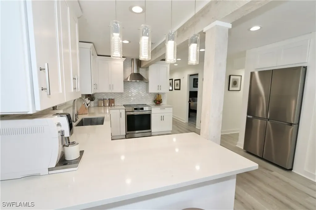 2061 Santa Barbara Boulevard Naples FL 34116