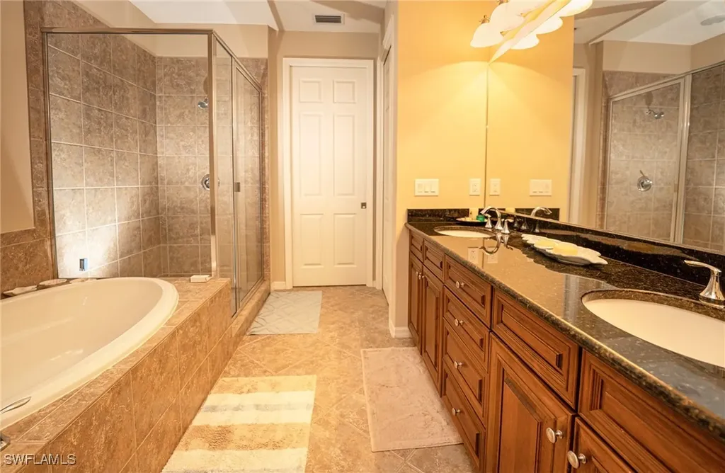 9054 Capistrano Street N Naples FL 34113