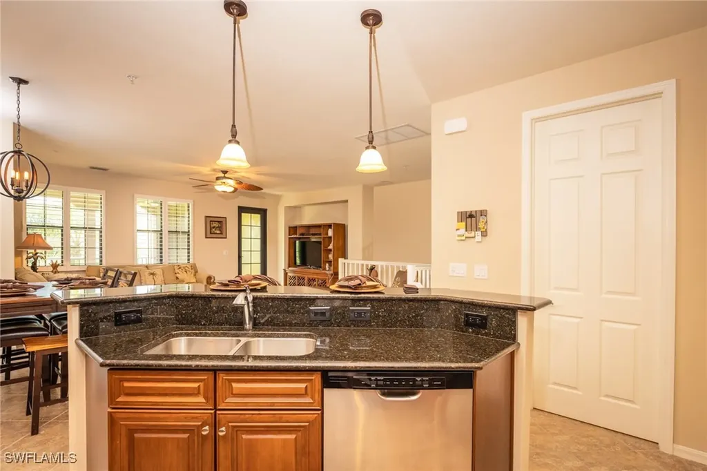 9054 Capistrano Street N Naples FL 34113