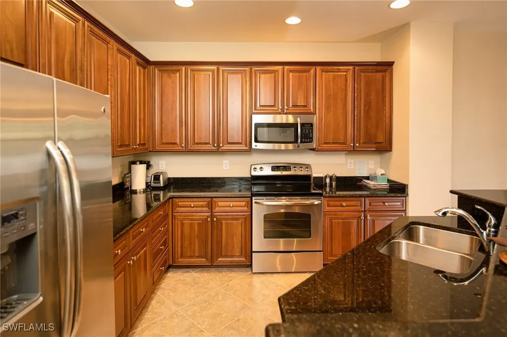 9054 Capistrano Street N Naples FL 34113