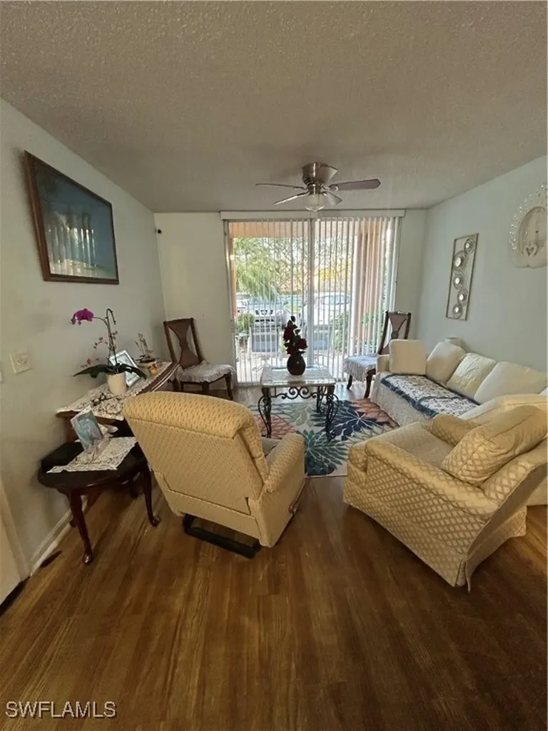 1150 Wildwood Lakes Boulevard Naples FL 34104