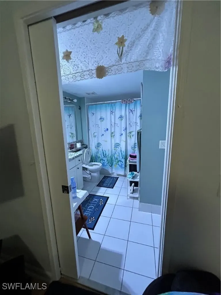 1150 Wildwood Lakes Boulevard Naples FL 34104