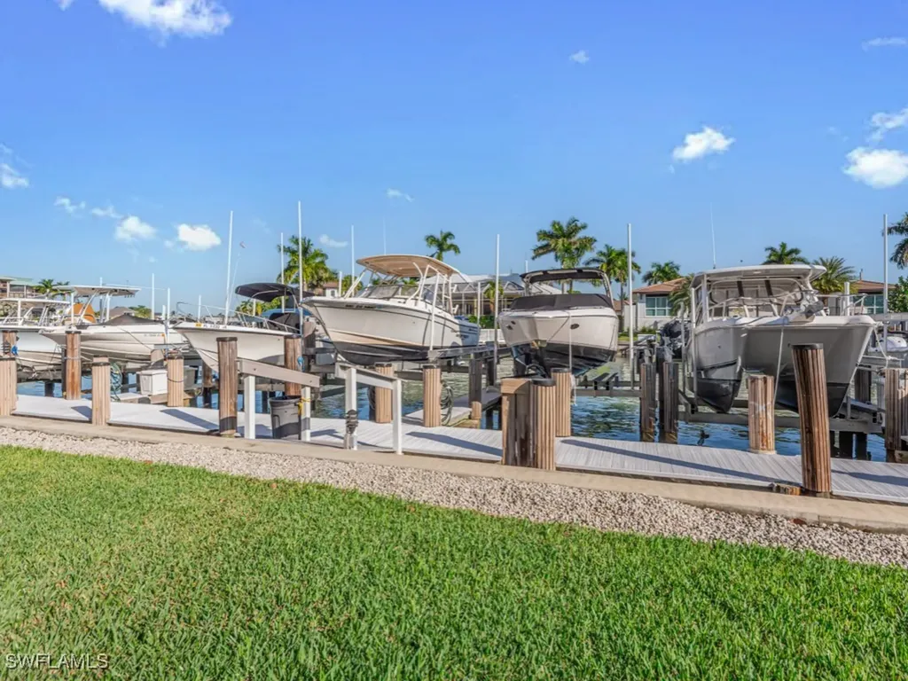 893 Collier Court Marco Island FL 34145