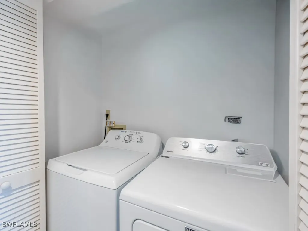 893 Collier Court Marco Island FL 34145