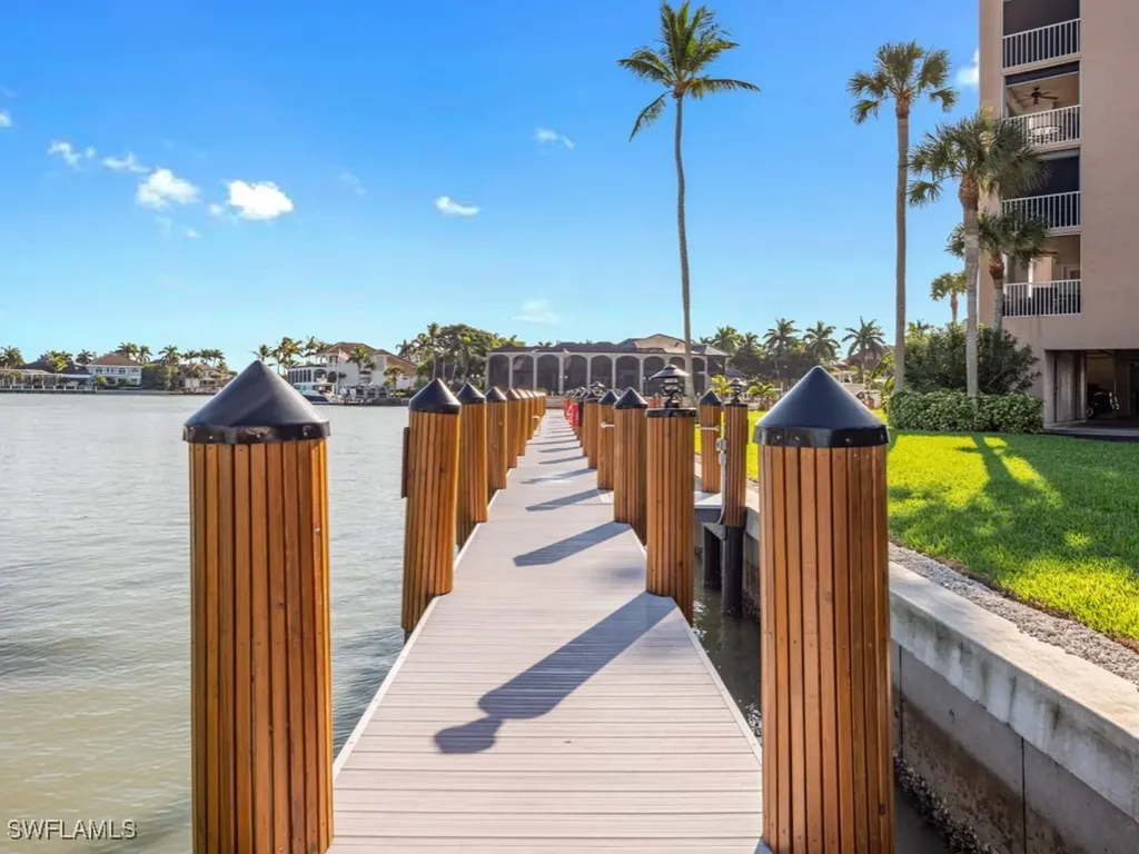 893 Collier Court Marco Island FL 34145