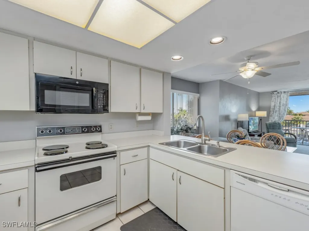 893 Collier Court Marco Island FL 34145