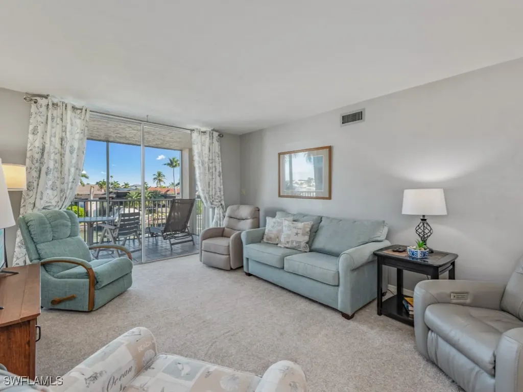 893 Collier Court Marco Island FL 34145
