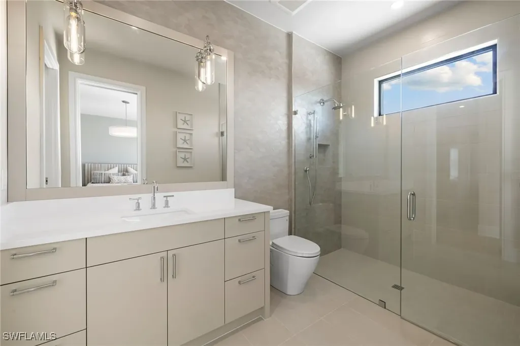 256 Trade Winds Avenue Naples FL 34108