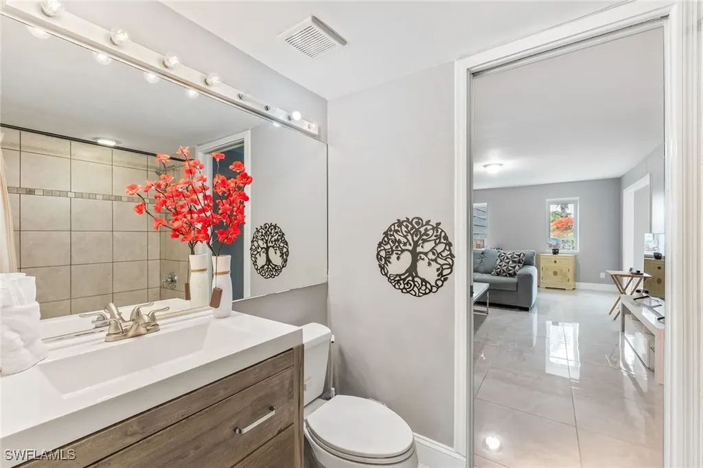 1724 Bald Eagle Drive Naples FL 34105