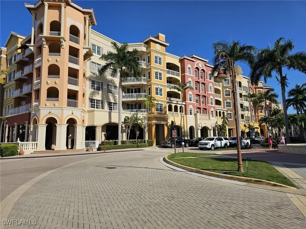 18001 Bluewater Drive Naples FL 34114