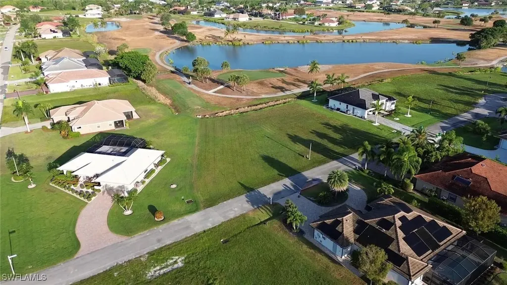 18001 Bluewater Drive Naples FL 34114