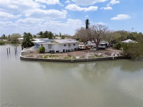 315 Pettit Drive Naples FL 34140