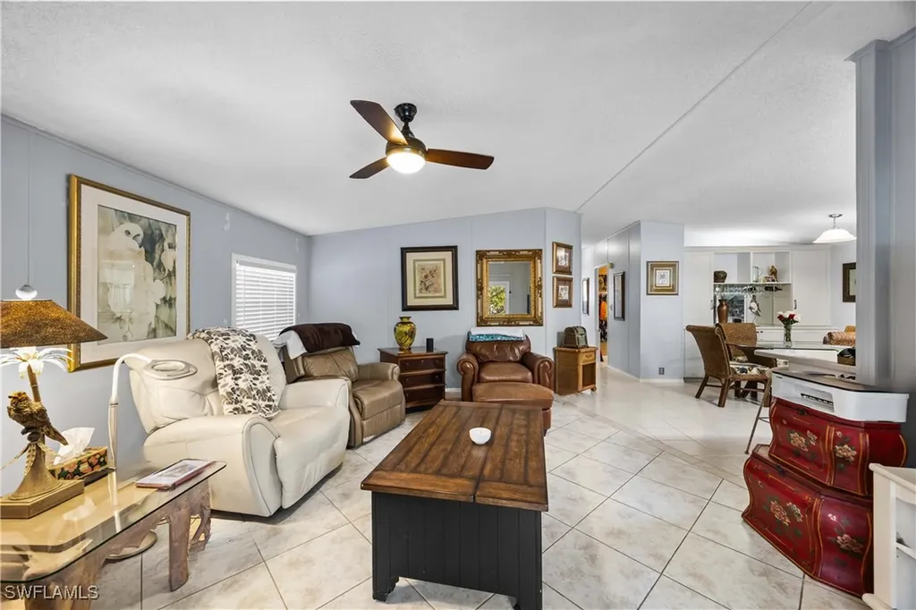 214 Riverwood Road Naples FL 34114