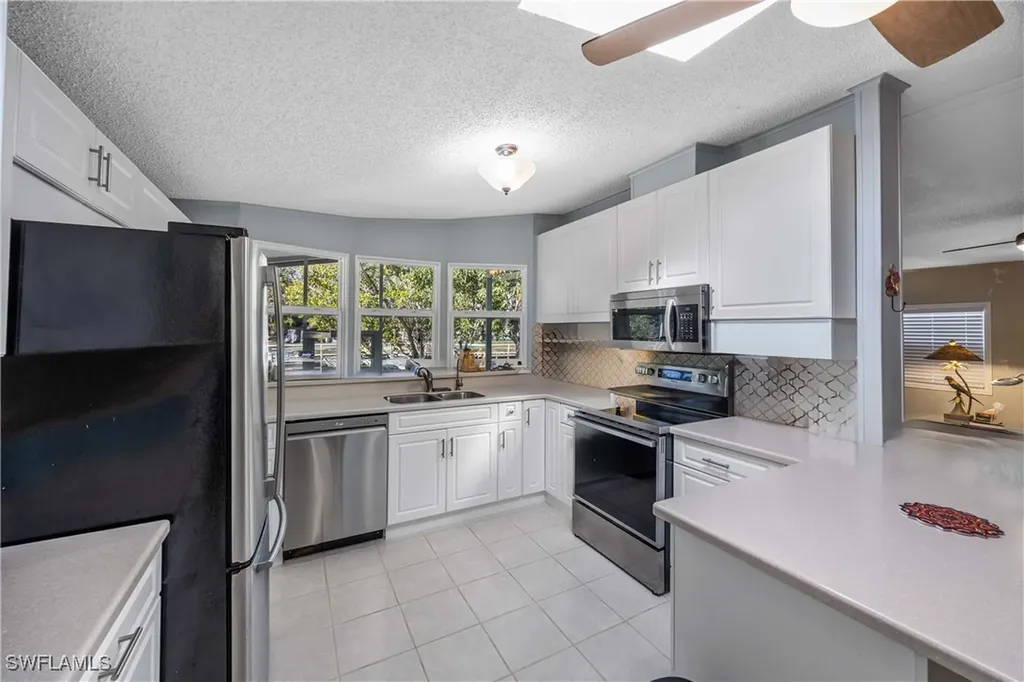 214 Riverwood Road Naples FL 34114