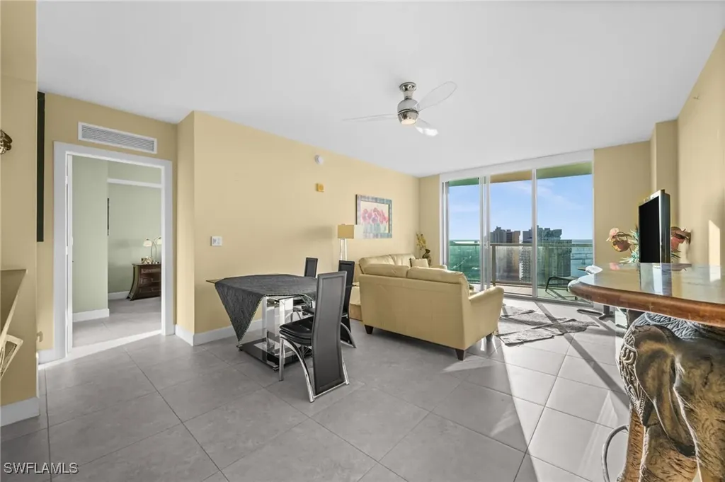 3000 Oasis Grand Boulevard Fort Myers FL 33916