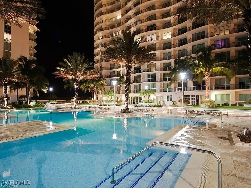 3000 Oasis Grand Boulevard Fort Myers FL 33916