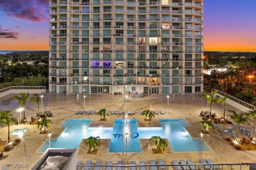 3000 Oasis Grand Boulevard Fort Myers FL 33916