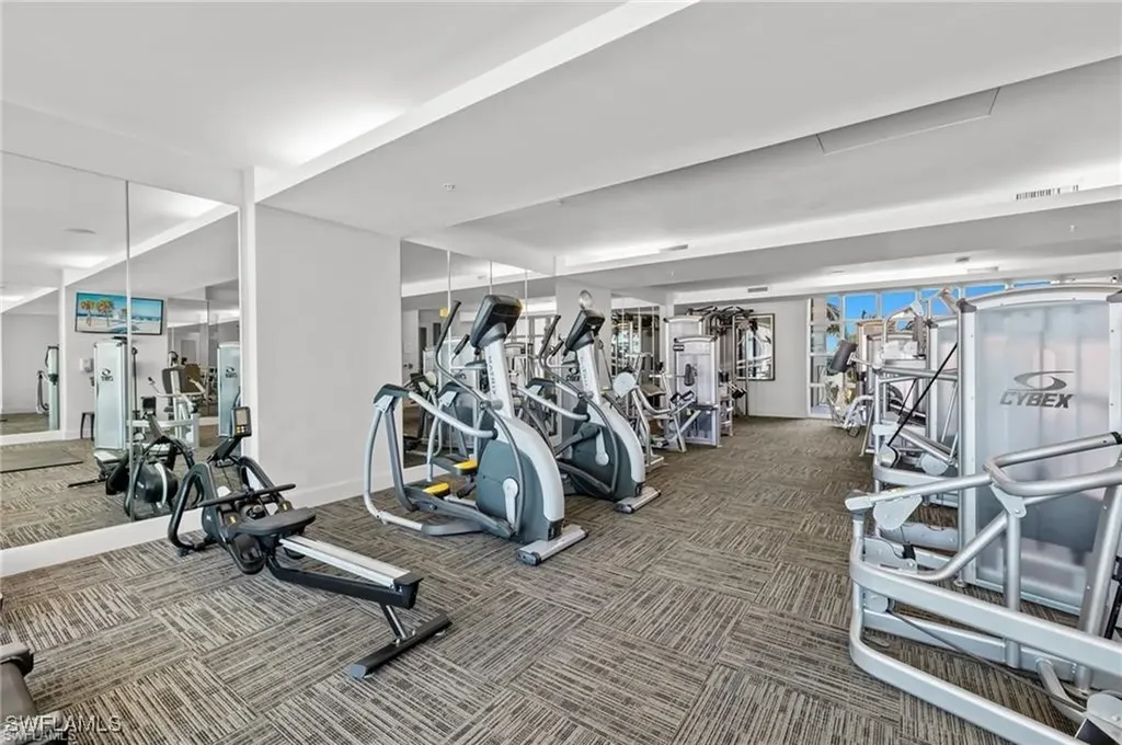 3000 Oasis Grand Boulevard Fort Myers FL 33916