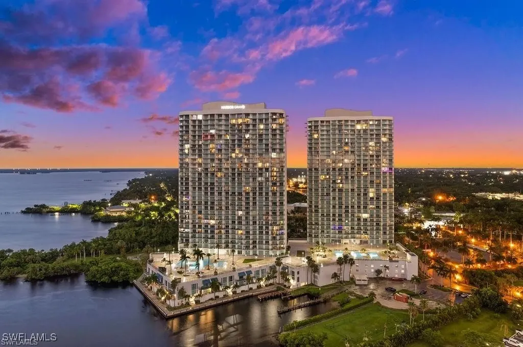 3000 Oasis Grand Boulevard Fort Myers FL 33916