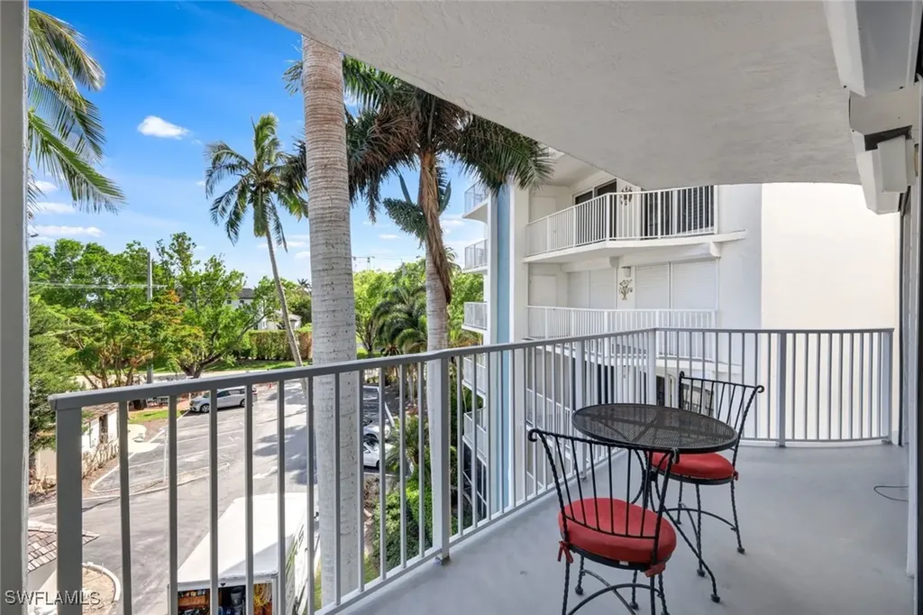 1300 Gulf Shore Boulevard N Naples FL 34102
