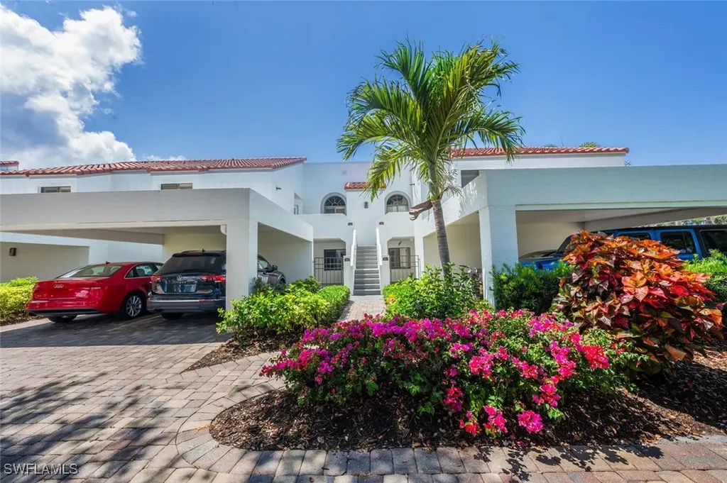 559 Beachwalk Circle Naples FL 34108